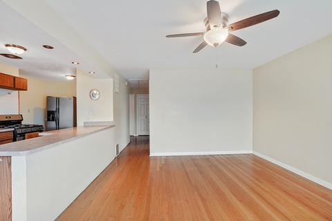 8021 S 78th Ave, Bridgeview, IL 60455 photo 5