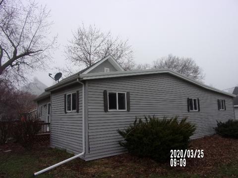 407 E 6th St, Long Point, IL 61333 photo 2