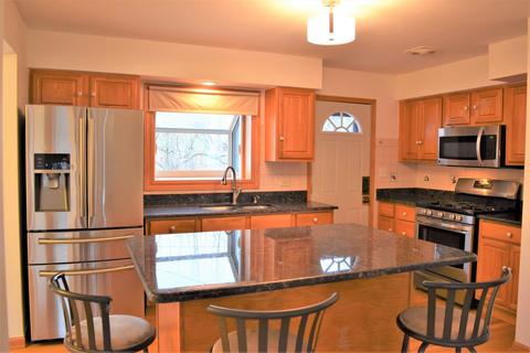 350 N 4th Ave, Des Plaines, IL 60016 photo 5