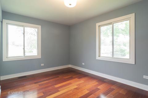 675 Evanston St, Hoffman Estates, IL 60169 photo 14