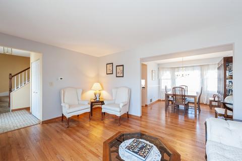 1304 Derby St, Wheeling, IL 60090 photo 3