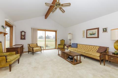 2016 Camden Ct, Johnsburg, IL 60051 photo 5