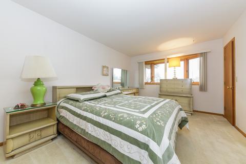 2016 Camden Ct, Johnsburg, IL 60051 photo 9