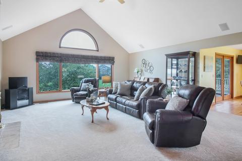 8401 Eagle Rdg, Spring Grove, IL 60081 photo 6
