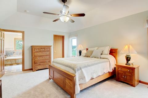 8401 Eagle Rdg, Spring Grove, IL 60081 photo 17