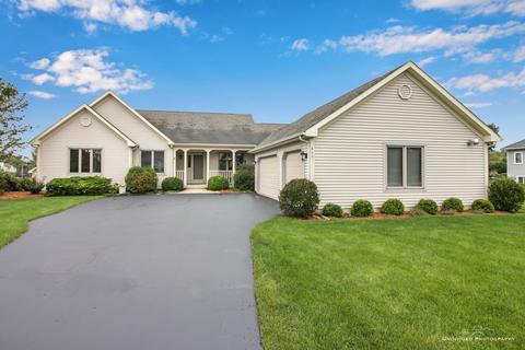 8401 Eagle Rdg, Spring Grove, IL 60081 photo 3