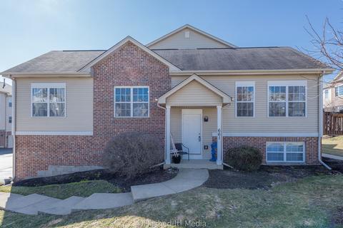 661 E Willow St, Elburn, IL 60119 photo 2