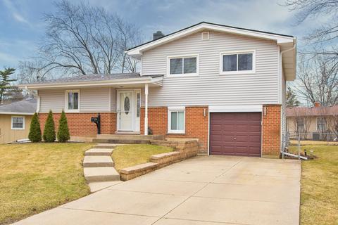 917 Valley Stream Dr, Wheeling, IL 60090 photo 1