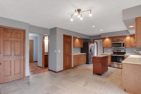 1608 Braden Dr, Normal, IL 61761 photo 12