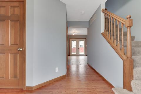 1608 Braden Dr, Normal, IL 61761 photo 2