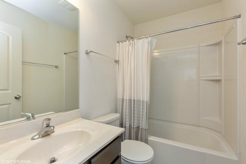 3633 Hyde Park Ct, Elgin, IL 60124 photo 11