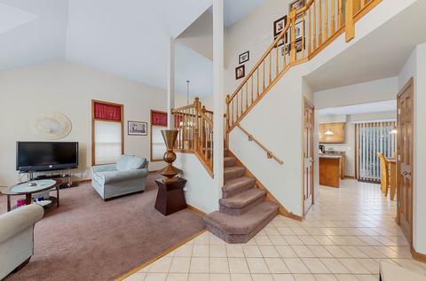 2219 Stonehaven Dr, Plainfield, IL 60586 photo 2