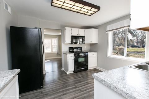 521 Victor Pl, Algonquin, IL 60102 photo 4