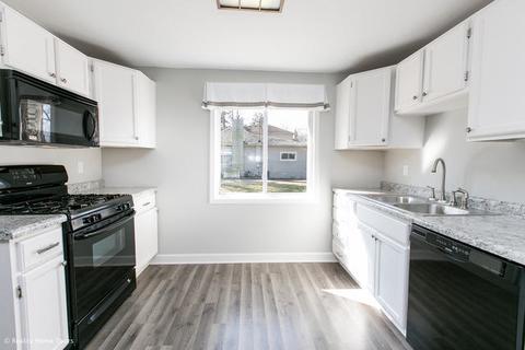 521 Victor Pl, Algonquin, IL 60102 photo 5
