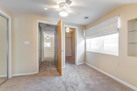 678 S Mitchell Ave, Elmhurst, IL 60126 photo 15
