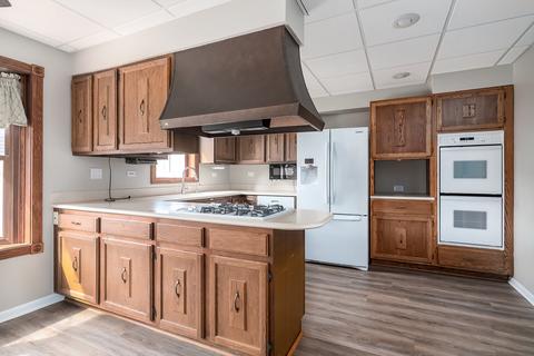 678 S Mitchell Ave, Elmhurst, IL 60126 photo 7