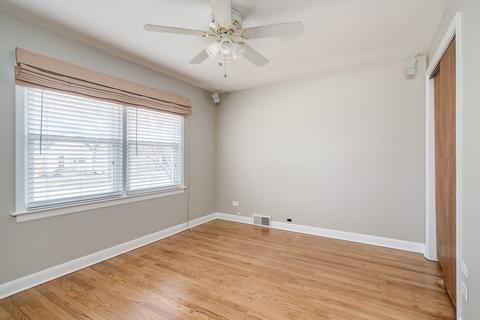 678 S Mitchell Ave, Elmhurst, IL 60126 photo 9