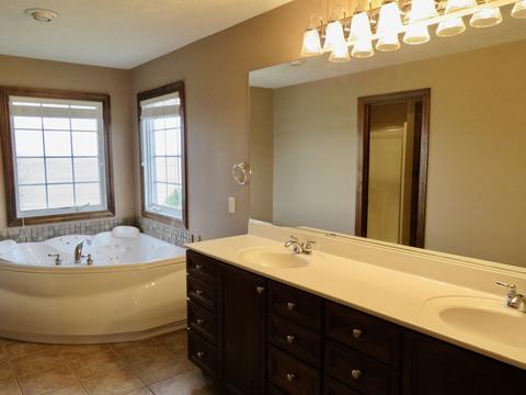 2802 Jacob Ln, Normal, IL 61761 photo 24