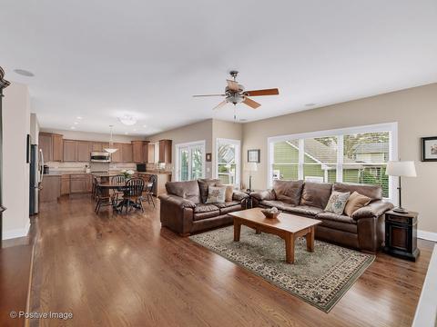 220 E Franklin St, Wheaton, IL 60187 photo 15