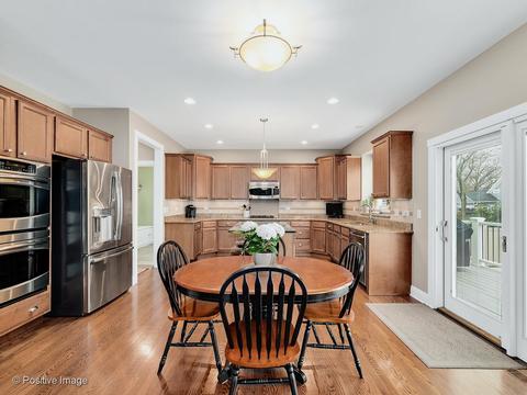 220 E Franklin St, Wheaton, IL 60187 photo 11