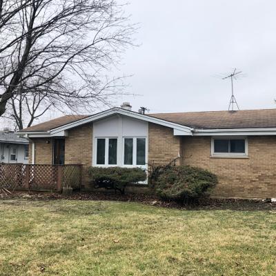 7658 Sholer Ave, Bridgeview, IL 60455 photo 2