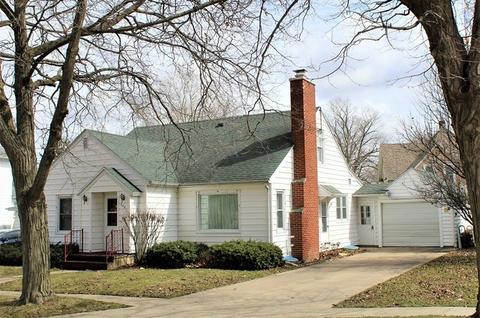502 S Clinton St, Morrison, IL 61270 photo 1
