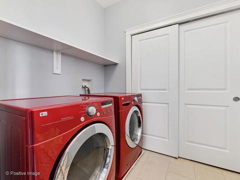 1663 W Carmen Ave, Chicago, IL 60640 photo 37