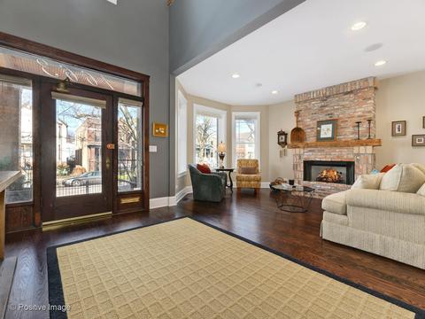 1663 W Carmen Ave, Chicago, IL 60640 photo 2