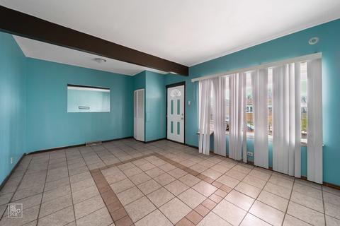 7419 W 57th St, Summit, IL 60501 photo 2