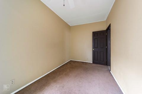 7419 W 57th St, Summit, IL 60501 photo 8