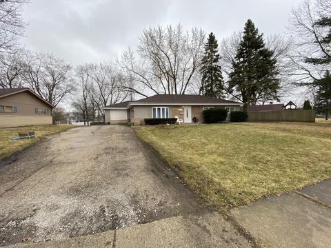 325 Newton St, Hoffman Estates, IL 60169 photo 2