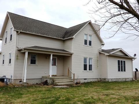 2158 N 900 East Rd, Danforth, IL 60930 photo 1