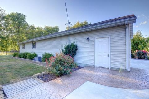 181 Western Ave, Hume, IL 61932 photo 31