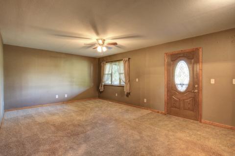 181 Western Ave, Hume, IL 61932 photo 4