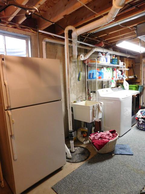 390 W Erickson Gate Dr, Lee, IL 60530 photo 20