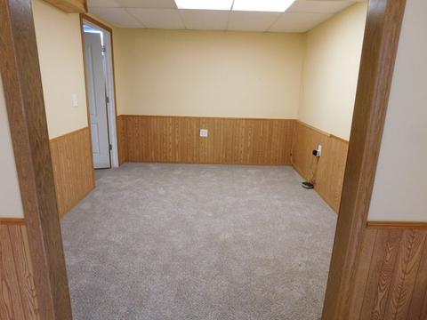390 W Erickson Gate Dr, Lee, IL 60530 photo 15