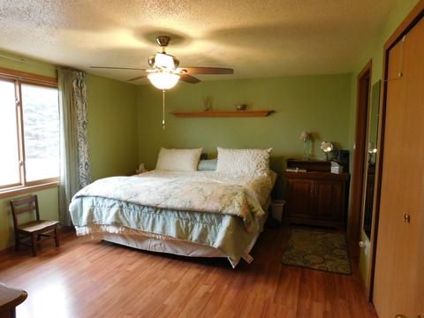 390 W Erickson Gate Dr, Lee, IL 60530 photo 9