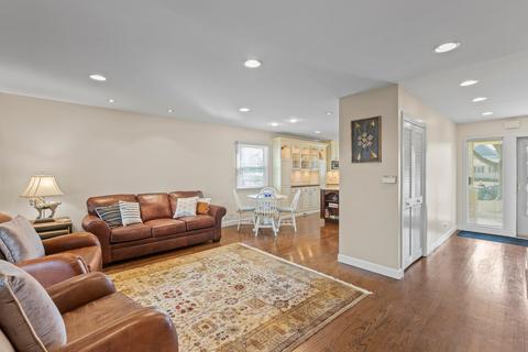 1106 Brookside Ln, Deerfield, IL 60015 photo 6