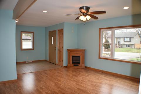 5604 Bunny Ave, Mchenry, IL 60051 photo 7