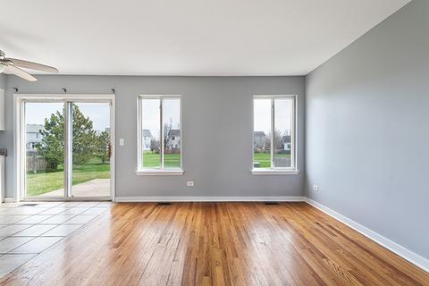 2700 Crested Butte Trl, Plainfield, IL 60586 photo 9