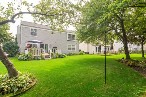1280 S Highgoal Dr, Wheeling, IL 60090 photo 18