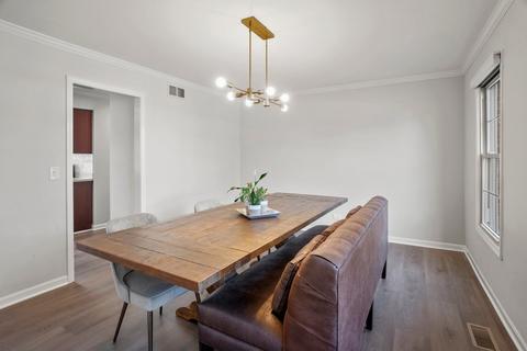 1304 Sequoia Rd, Naperville, IL 60540 photo 3