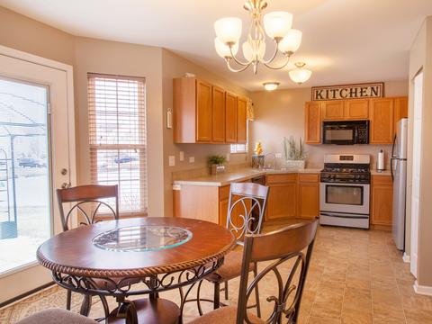 1815 Silver Ridge Dr, Plainfield, IL 60586 photo 5