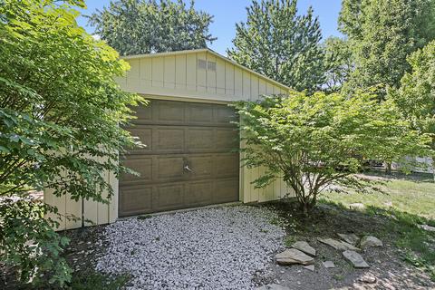 109 N White St, Sidney, IL 61877 photo 34