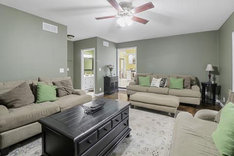 109 N White St, Sidney, IL 61877 photo 15
