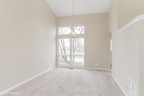 352 Lincoln Dr, Bartlett, IL 60103 photo 7