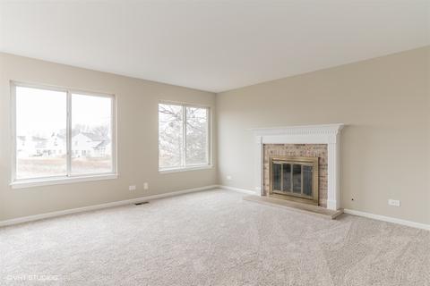 352 Lincoln Dr, Bartlett, IL 60103 photo 9