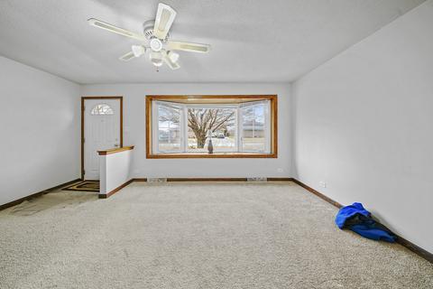 8335 S Thomas Ave, Bridgeview, IL 60455 photo 8