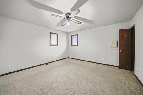 8335 S Thomas Ave, Bridgeview, IL 60455 photo 13