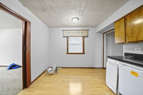 8335 S Thomas Ave, Bridgeview, IL 60455 photo 18